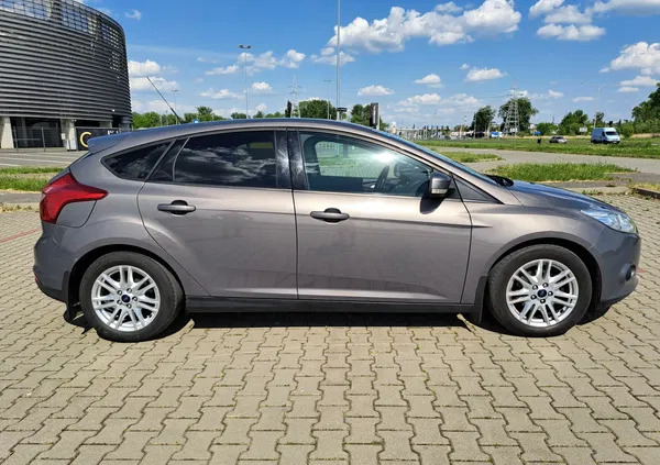 samochody osobowe Ford Focus cena 25900 przebieg: 202500, rok produkcji 2014 z Warszawa